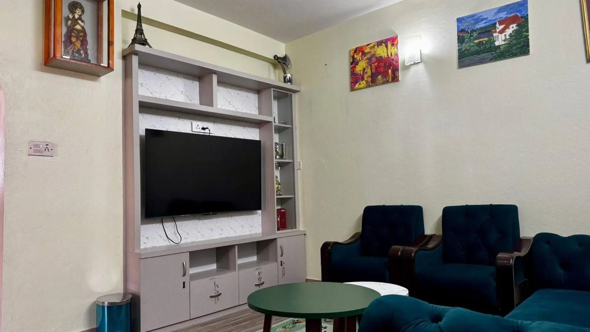 Private Couple Apartment 카트만두